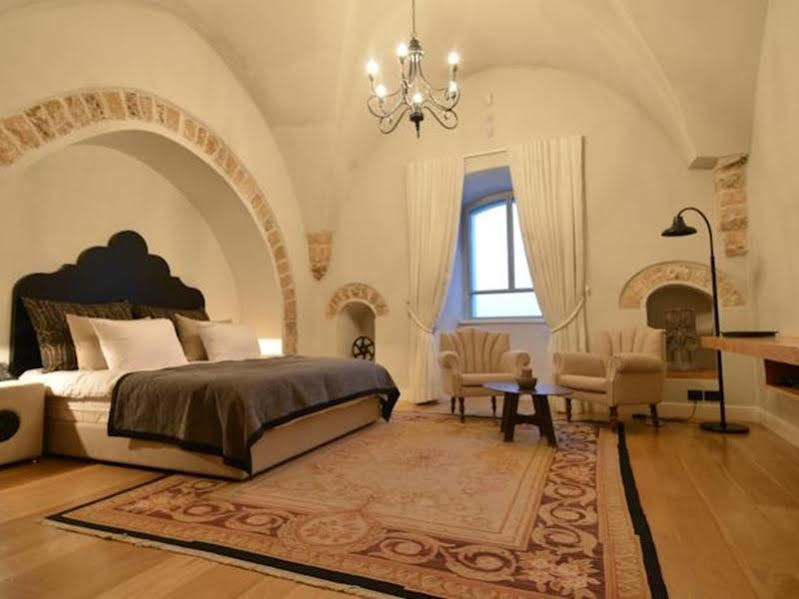 Casa Nova - Luxury & Boutique Тель-Авив